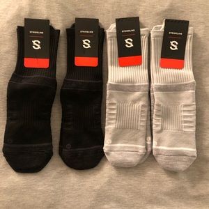 Strideline mid socks size M/L 4 pairs